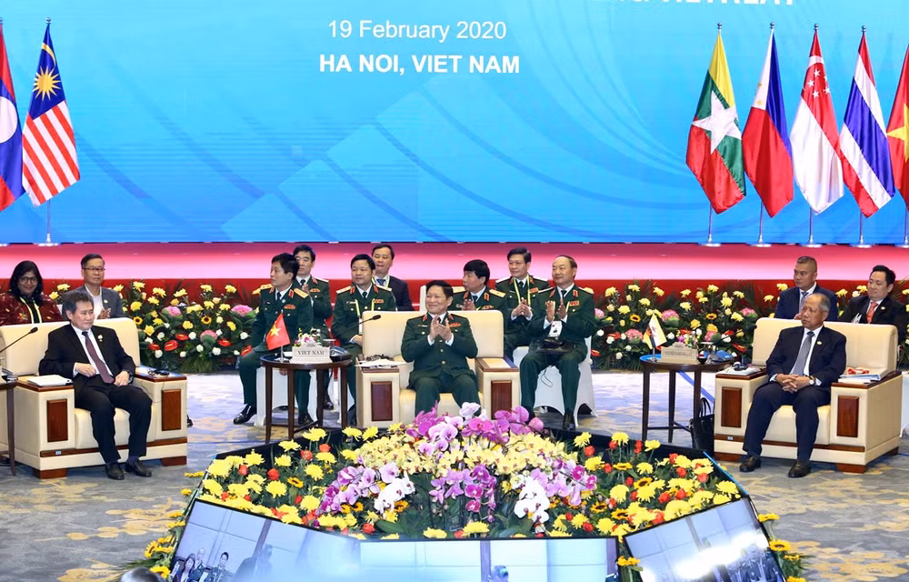 2020东盟主席年：发布“东盟国防部长关于抗击新冠肺炎疫情中防务合作的联合声明” ảnh 1