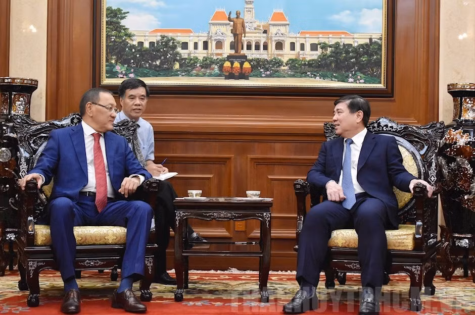 哈萨克斯坦对胡志明市营商环境感到满意 ảnh 1 哈萨克斯坦对胡志明市营商环境感到满意 ảnh 1