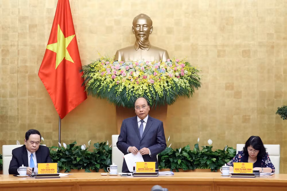政府总理阮春福:向紧迫性任务发起“冲刺” ảnh 1 政府总理阮春福:向紧迫性任务发起“冲刺” ảnh 1