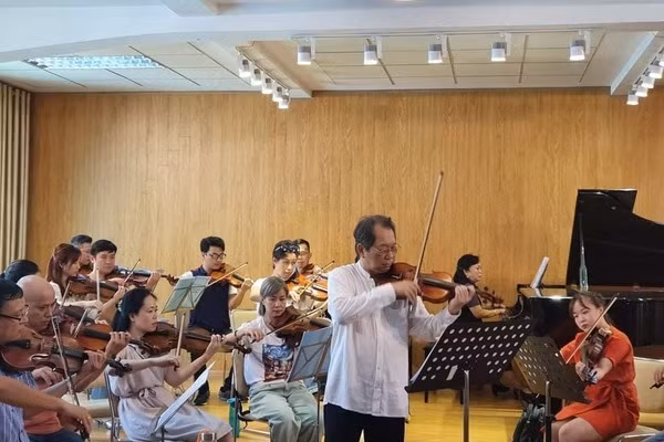 “银河音乐晚会”——越南音乐人的交流平台 ảnh 1 “银河音乐晚会”——越南音乐人的交流平台 ảnh 1