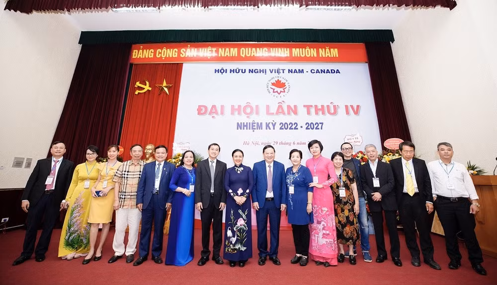 越南与加拿大促进合作关系 ảnh 1 越南与加拿大促进合作关系 ảnh 1