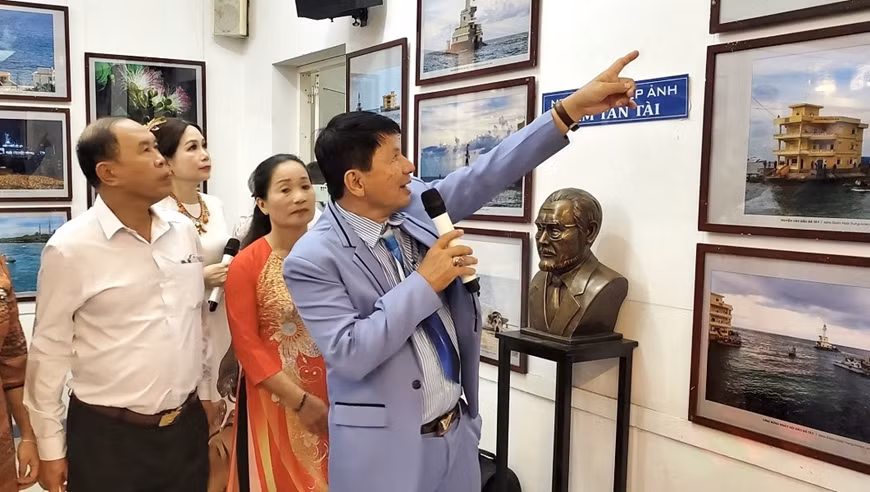 “长沙—DK1海上高脚屋”图片展在胡志明市举行 ảnh 2 “长沙—DK1海上高脚屋”图片展在胡志明市举行 ảnh 2