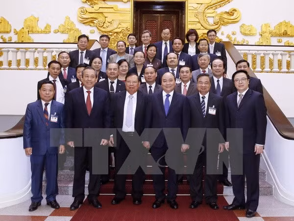 阮春福总理会见老挝人民革命党中央总书记、国家主席本扬•沃拉吉 ảnh 1 阮春福总理会见老挝人民革命党中央总书记、国家主席本扬•沃拉吉 ảnh 1