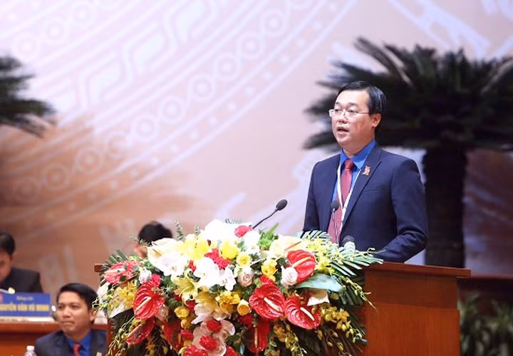革新与创新 把青年置于发展的中心位置 ảnh 1 革新与创新 把青年置于发展的中心位置 ảnh 1