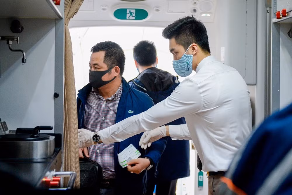组图：新冠疫情演变复杂 航空公司强化旅客健康保护措施 ảnh 10
