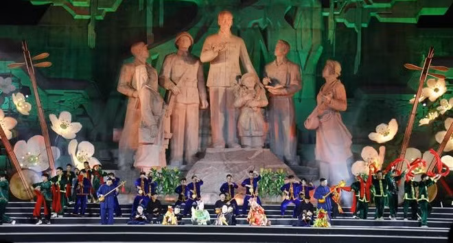 “越南岱依族、侬族和傣族天曲”人类非物质文化遗产代表作名录证书颁证仪式举行 ảnh 1 “越南岱依族、侬族和傣族天曲”人类非物质文化遗产代表作名录证书颁证仪式举行 ảnh 1