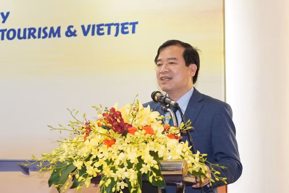 越捷航空公司与旅游总局签署关于旅游的合作备忘录 ảnh 4 越捷航空公司与旅游总局签署关于旅游的合作备忘录 ảnh 4