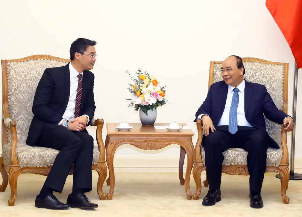政府总理阮春福会见经济专家罗斯勒 ảnh 1 政府总理阮春福会见经济专家罗斯勒 ảnh 1