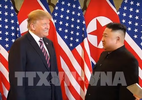 美朝领导人第二次会晤:美国总统特朗普强调与朝鲜最高领导人金正恩有着非常好的关系 ảnh 1 美朝领导人第二次会晤:美国总统特朗普强调与朝鲜最高领导人金正恩有着非常好的关系 ảnh 1