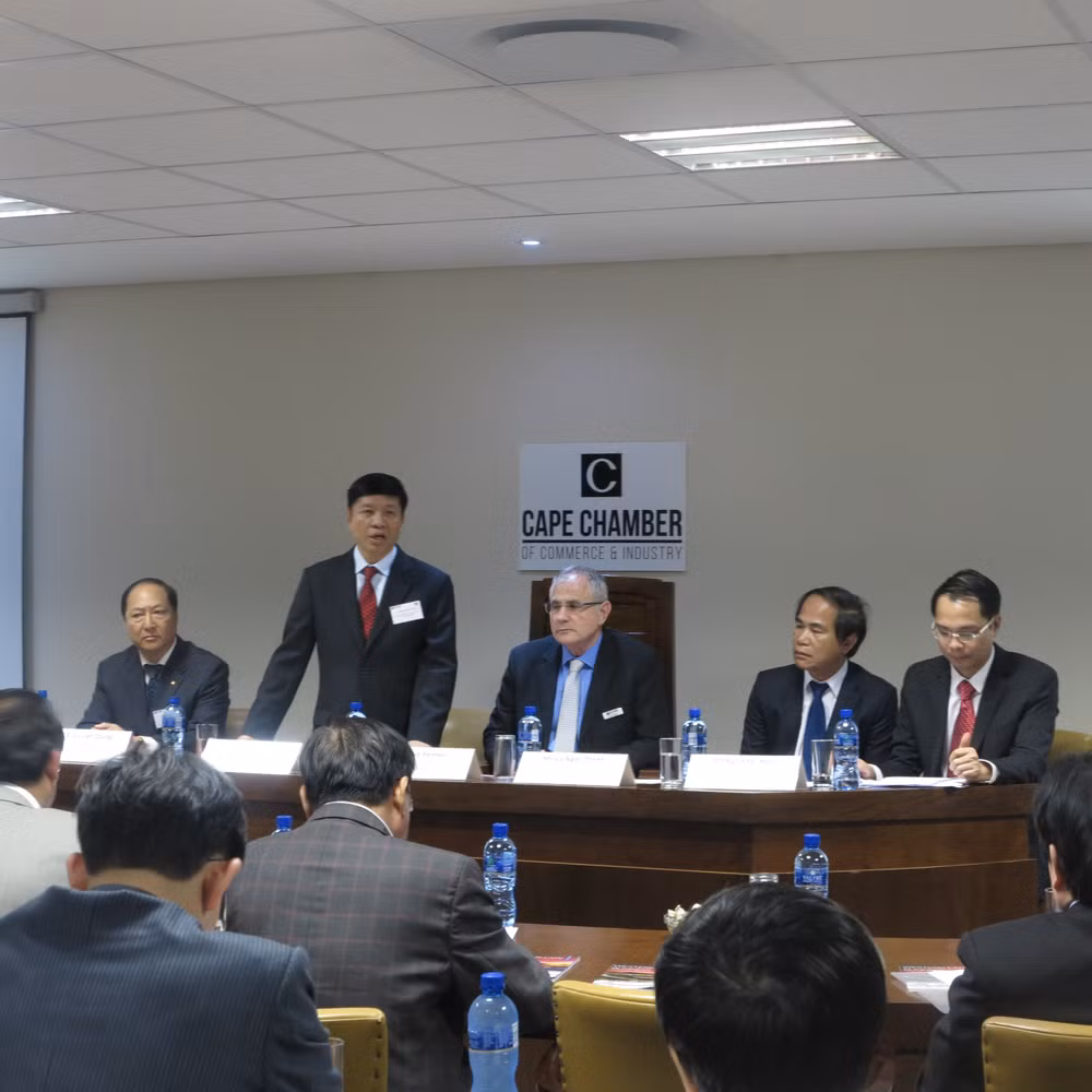 越南与南非为两国企业推进投资合作创造便利合作 ảnh 1 越南与南非为两国企业推进投资合作创造便利合作 ảnh 1