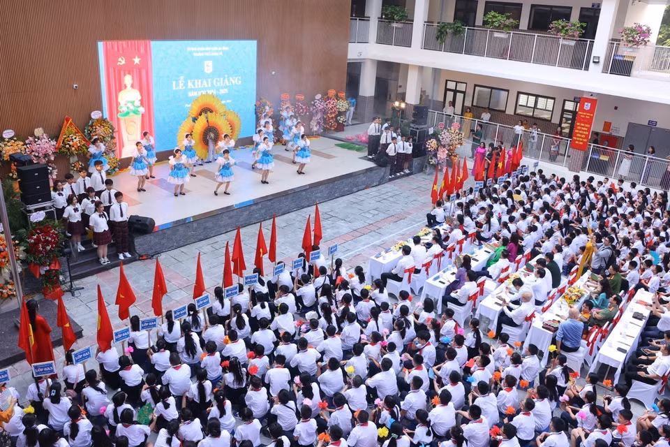 讲武初中学校2024-2025新学年开学典礼。图自越通社