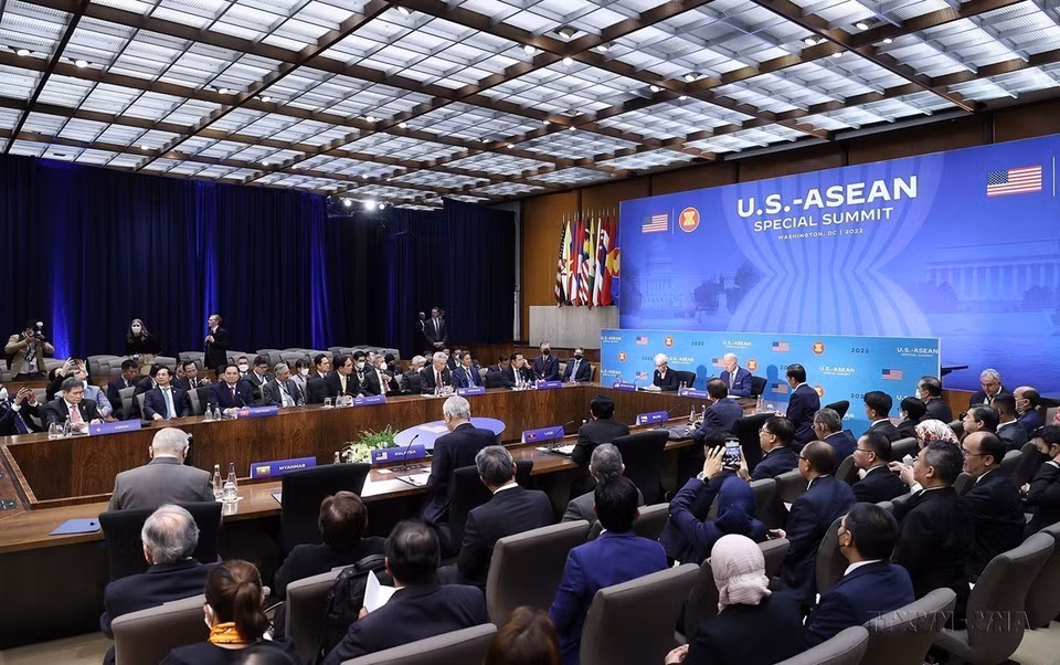 越南政府总理范明政出席东盟-美国特别峰会（美国华盛顿，于2022年5月13日）。图自越通社