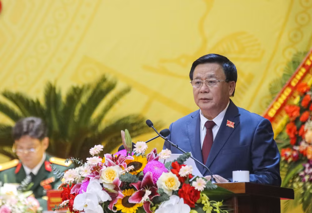 vna-potal-tien-toi-dai-hoi-xiv-cua-dang-khai-mac-dai-hoi-dai-bieu-dang-bo-tinh-dien-bien-lan-thu-xv-8339870.jpg