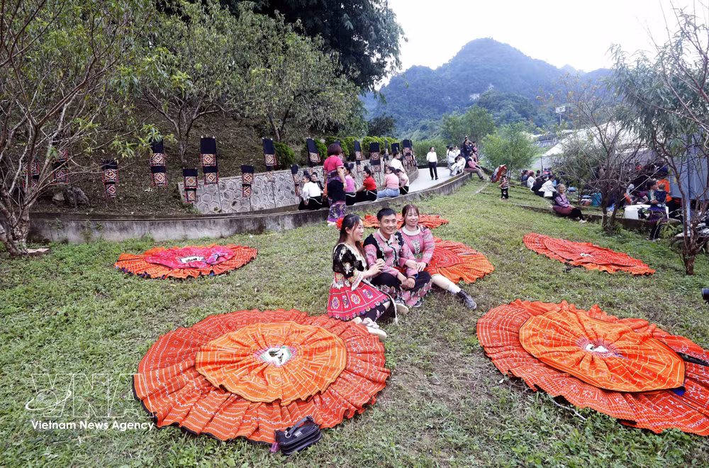 vnanet-muong-lum2.jpg