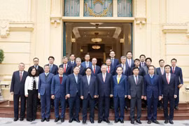 苏林总书记会见出席越共十四大的驻外大使和越南驻外机构负责人