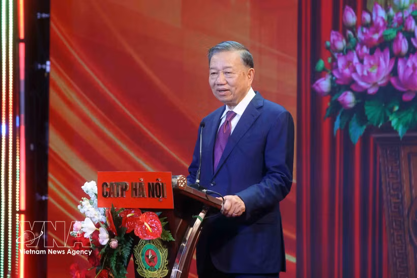 越共中央总书记、国家主席苏林在纪念活动上发表讲话。图自越通社