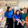 河内绿色合作社推出环保型个人护理产品。图自越通社