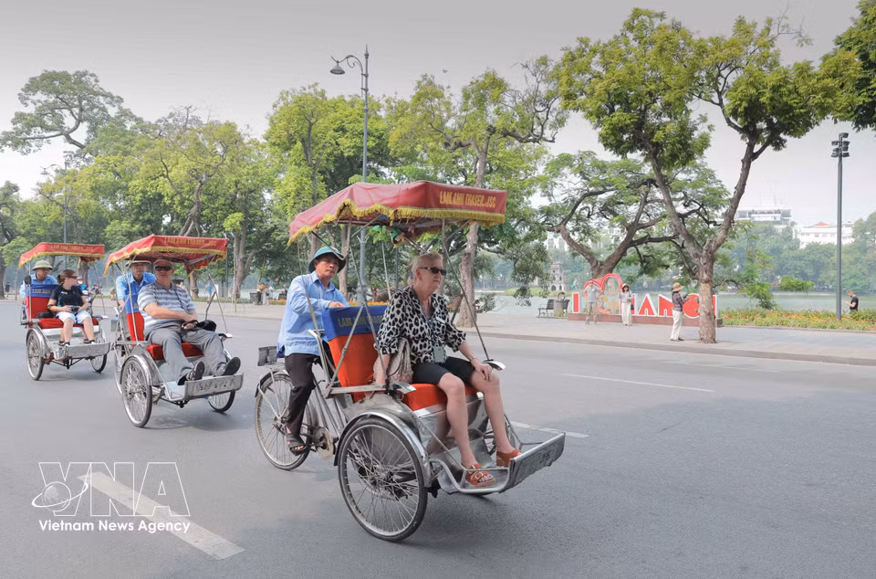 根据首都总体规划100年远景目标，包括还剑湖及周边地区在内的历史内城区正开展保护与重建研究。图自：越通社