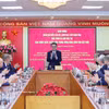 越共中央政治局委员、中央书记处书记、中央政策与战略部部长阮青毅在河内与俄罗斯联邦干部、领导人代表团举行工作会谈。图自越通社