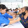 2026年8月23日，越南青年医师协会与胡志明市青年医师协会共同举办“老年人医疗保健——共筑健康越南”活动。图自越通社