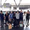 越南驻马来西亚大使馆日前开展领事保护工作，帮助10名在马来西亚霹雳州遇到困难的越南渔民安全回国。越南驻马来西亚大使馆供图