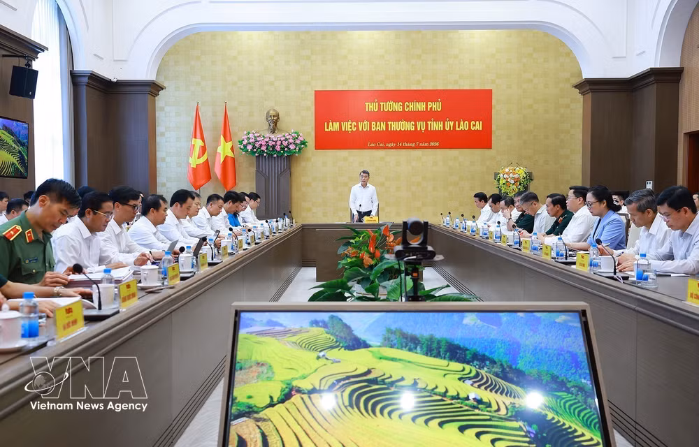 vnanet-potal-thu-tuong-lam-viec-voi-ban-thuong-vu-tinh-uy-lao-cai-8885278.jpg