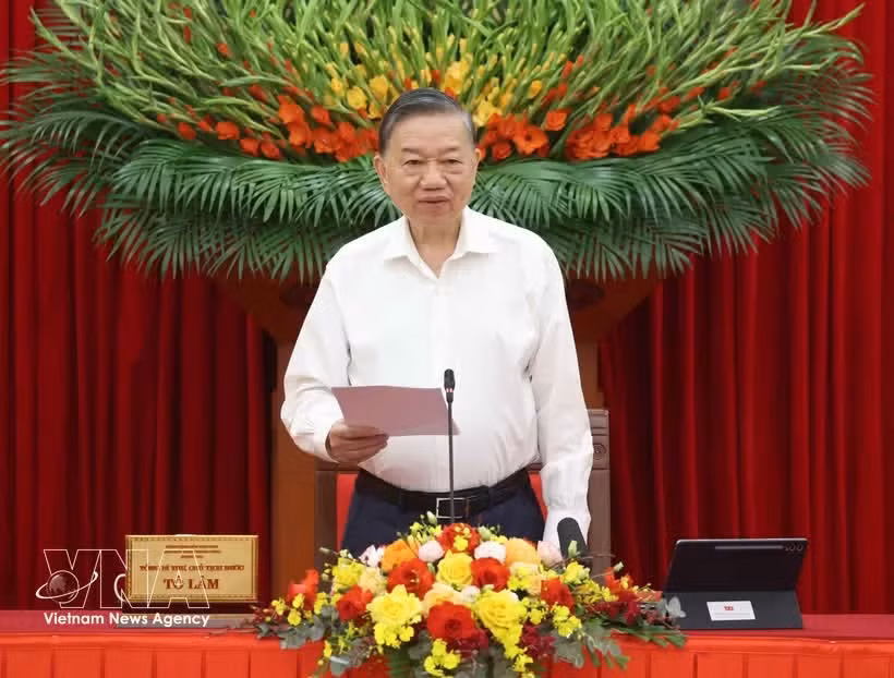 potal-tong-bi-thu-chu-tich-nuoc-lam-viec-voi-ban-chinh-sach-chien-luoc-trung-uong.jpg