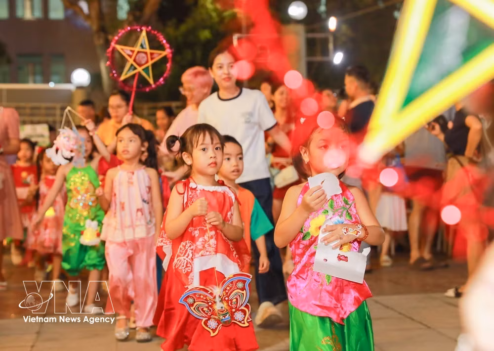 vnanet_potal-ha-noi-khai-mac-le-hoi-trung-thu-2026-9045001.jpg