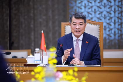 政府总理黎明兴会见出席打击通缉犯罪会议的东盟各国代表团团长