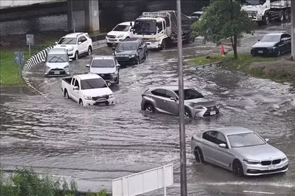 2026年9月26日，泰国首都曼谷因强降雨出现严重内涝。图：新华社/越通社发